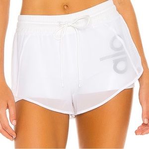 Alo Yoga Ambience Short